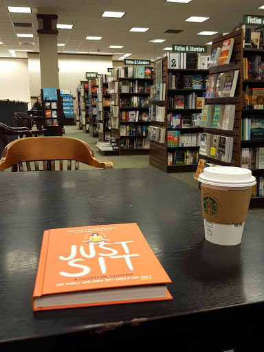 Book Store «Barnes & Noble», reviews and photos, 4550 University Ave, West Des Moines, IA 50266, USA