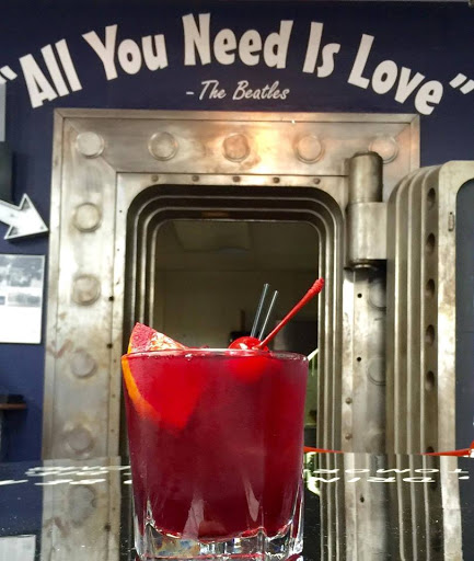 Bar & Grill «EvenFlow Music & Spirits», reviews and photos, 302 W State St, Geneva, IL 60134, USA