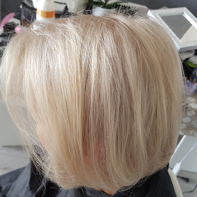 Céline, l'Art de la Coiffure à Domicile à Évry-Courcouronnes