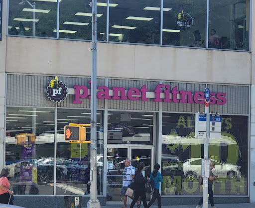 Gym «Planet Fitness», reviews and photos, 82 W 225th St, Bronx, NY 10463, USA
