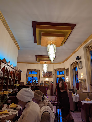 Hozzászólások és értékelések az Taj Mahal Étterem-ról