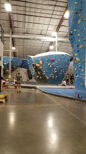 Rock Climbing Gym «Earth Treks Golden», reviews and photos, 700 Golden Ridge Rd, Golden, CO 80401, USA