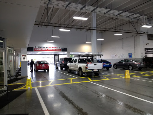 Toyota Dealer «One Toyota of Oakland», reviews and photos, 8181 Oakport St, Oakland, CA 94621, USA