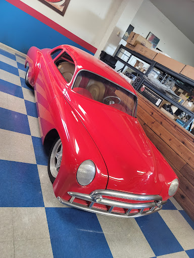 Car Dealer «A&E Classic Cars», reviews and photos, 6401 S Interstate Hwy 35, New Braunfels, TX 78132, USA