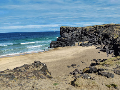 Skar&eth;sv&iacute;k Beach