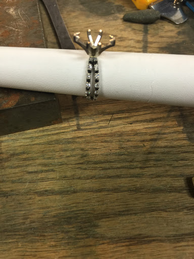 Jewelry Store «Diamond Shoppe Jewelers», reviews and photos, 7127 Mexico Rd, St Peters, MO 63376, USA