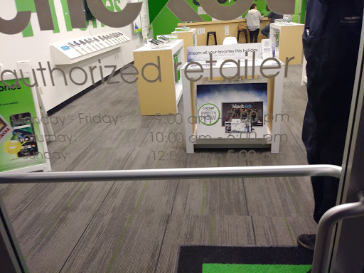 Cell Phone Store «Cricket Wireless Authorized Retailer», reviews and photos, 1810 Vaughn Rd, Wood River, IL 62095, USA