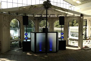 Lillard's DJ Service image