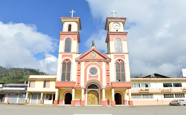 Iglesia Católica Central Santa Mariana de Jesús de Yantzaza