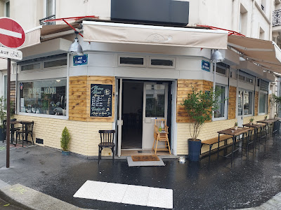 le petit plaisir à Paris