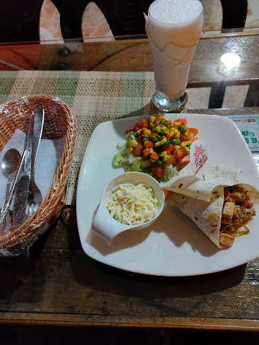 Opiniones de Palets Shawarmas y Crepes en Taracoa - Restaurante