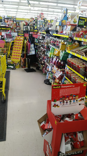 Home Goods Store «Dollar General», reviews and photos, 809 W McGregor Dr, McGregor, TX 76657, USA