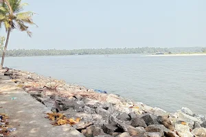 Beach Park Vadakara image