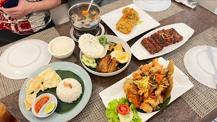 Kayanna Restaurant - Jl. Dr. Soetomo No.50-52, DR. Soetomo, Kec. Tegalsari, Surabaya, Jawa Timur 60264, Indonesia