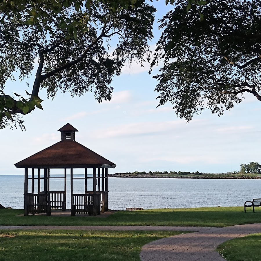 Lake Front Park and Beach