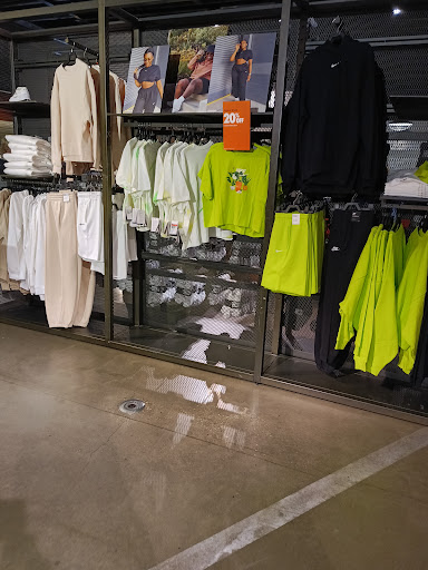 Clothing Store «Nike», reviews and photos, 8687 N Central Expy, Dallas, TX 75225, USA