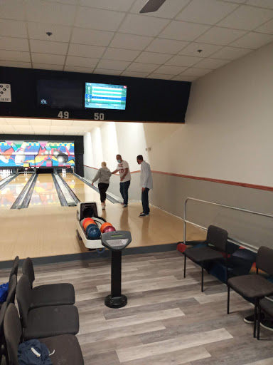 Bowling Alley «Pin Street At Fort Myers», reviews and photos, 4140 Fowler St, Fort Myers, FL 33901, USA
