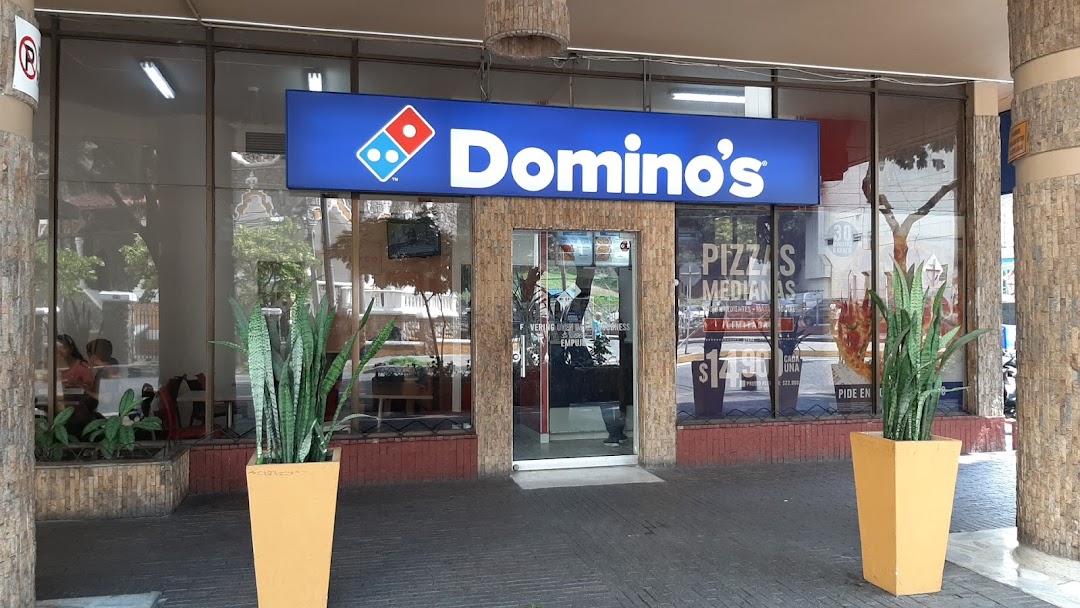 Dominos pizza Oeste