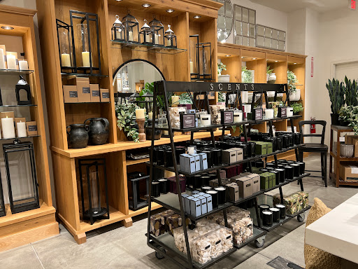 Furniture Store «Pottery Barn», reviews and photos, 1480 Mt Diablo Blvd, Walnut Creek, CA 94596, USA