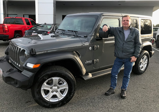Jeep Dealer «Central Jeep Chrysler Dodge RAM of Raynham», reviews and photos, 191 US-44, Raynham, MA 02767, USA