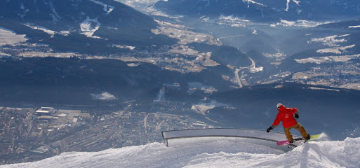 Ski- & Snowboardschule Innsbruck