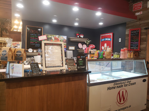 Produce Market «Washington Fruit Place At Barrett Orchards», reviews and photos, 1209 Pecks Canyon Rd, Yakima, WA 98908, USA