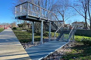 Parc du Champ des Bruyères image