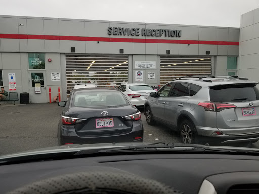 Toyota Dealer «AutoNation Toyota Irvine», reviews and photos, 9101 Research Dr, Irvine, CA 92618, USA