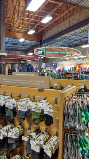 Camping Store «REI», reviews and photos, 13100 W Capitol Dr, Brookfield, WI 53005, USA