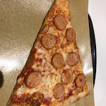 Photo n°1 de l'avis de Liu.h fait le 11/06/2023 à 16:35 sur le  Pizza Shop à Urtijëi