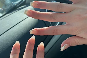 LT Nails image