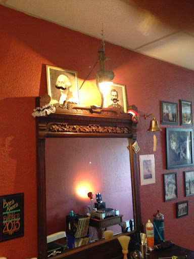 Barber Shop «DeRosso Brothers Tattoo and Barber», reviews and photos, 7907 SW 37th Ave, Portland, OR 97219, USA