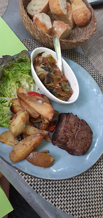 Plats et boissons du Restaurant français La Terrasse Des Cigales à Mérindol - n°10