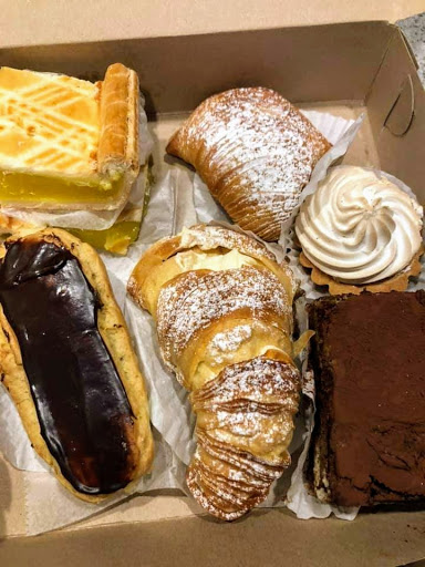 Bakery «Antoines Pastry Shop», reviews and photos, 317 Watertown St, Newton, MA 02458, USA