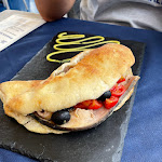 Photo n°2 de l'avis de Lyly. fait le 19/08/2022 à 13:00 sur le  La Piccola Venezia - Pizzeria Bar Pub à Scilla