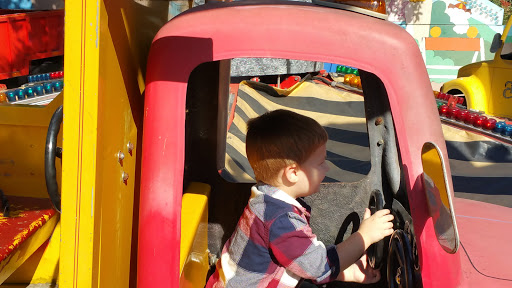 Amusement Park «Carousel Gardens Amusement Park», reviews and photos, 7 Victory Ave, New Orleans, LA 70124, USA