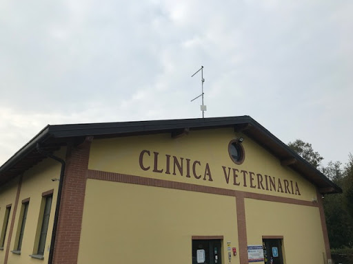 Pensioni per cani e dog hotel a Clinica Veterinaria Valcurone