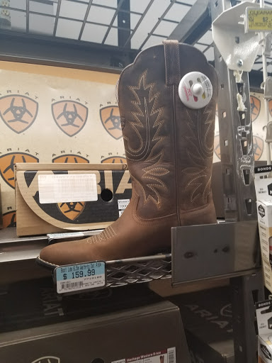 Home Improvement Store «Tractor Supply Co.», reviews and photos, 2385 E Market St, Harrisonburg, VA 22801, USA