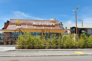 McDonald's - Marechal Gomes da Costa image