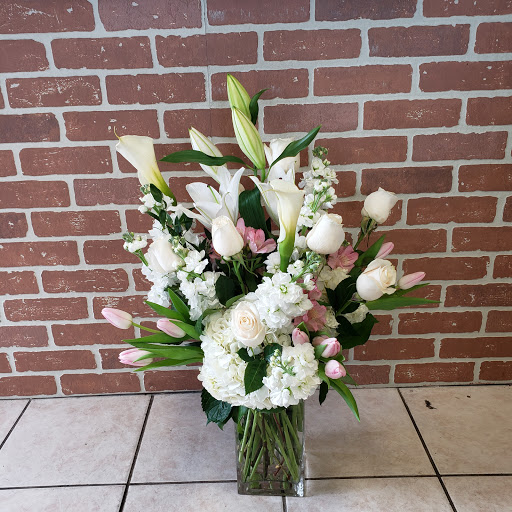 Florist «Gerties Flowers», reviews and photos, 806 Meacham Ave, Elmont, NY 11003, USA