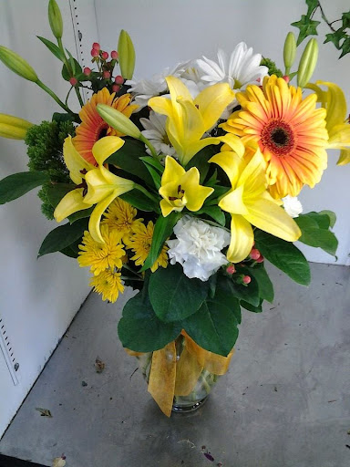 Florist «Forget-Me-Not Florist», reviews and photos, 1083 Park Ave, Cranston, RI 02910, USA