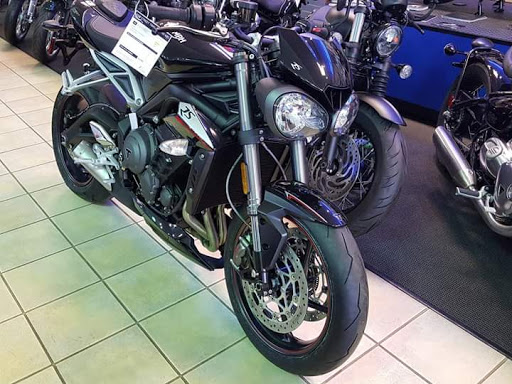 Yamaha Motorcycle Dealer «Triumph Yamaha of Warren», reviews and photos, 4867 Mahoning Ave, Warren, OH 44483, USA