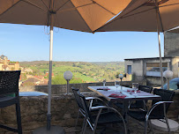 Atmosphère du Restaurant Le Parfum des Mets à Pays-de-Belvès - n°14