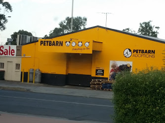 Petbarn Nowra