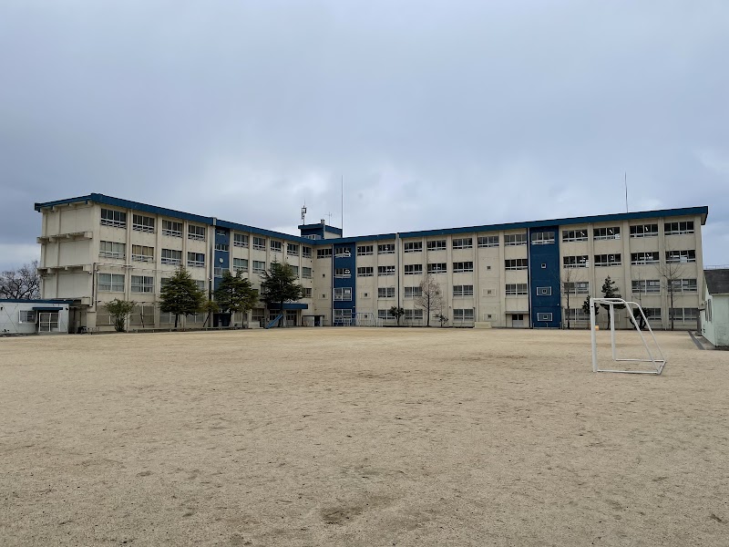 和歌山市立八幡台小学校