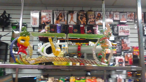 Adult Entertainment Store «Pasttime video j&j smoke shop», reviews and photos, 118 N 6th St, Steubenville, OH 43952, USA