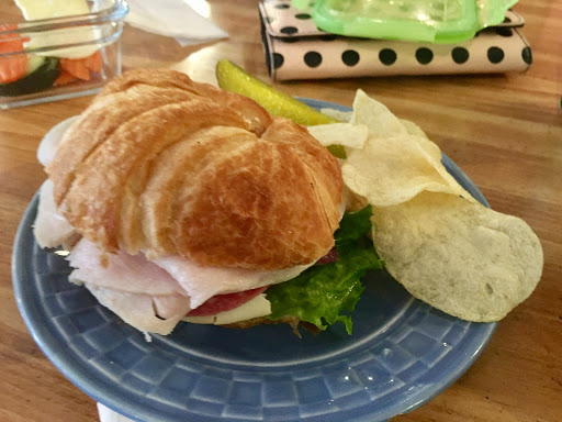 Coffee Shop «White Dove Coffee Shop», reviews and photos, 2211 E 7th Ave, Flagstaff, AZ 86004, USA