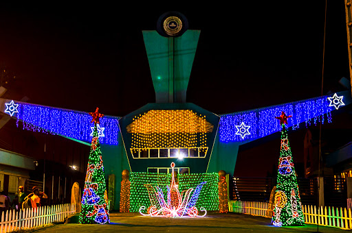 Simbabe Global Ventures LTD, 21 Ogunlana Dr, Ikate, Lagos, Nigeria, Florist, state Lagos