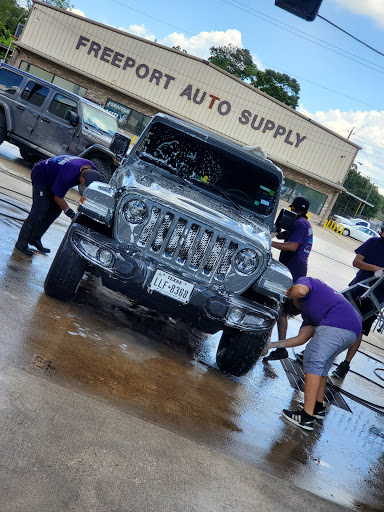 Car Wash «Premium Hand Carwash», reviews and photos, 842 Freeport St, Houston, TX 77015, USA