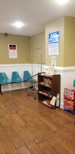 Laundromat «4th Street Laundromat», reviews and photos, 401 N Market St, Frederick, MD 21701, USA